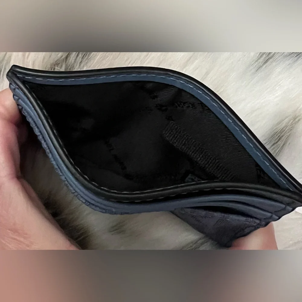 Michael Kors Tall Card Case NWT - Blue - Picture 3 of 4